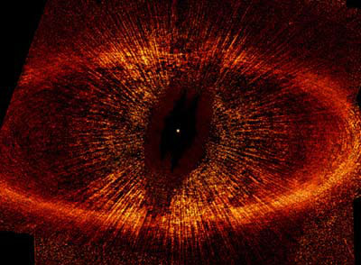 Hubble snap of Fomalhaut.