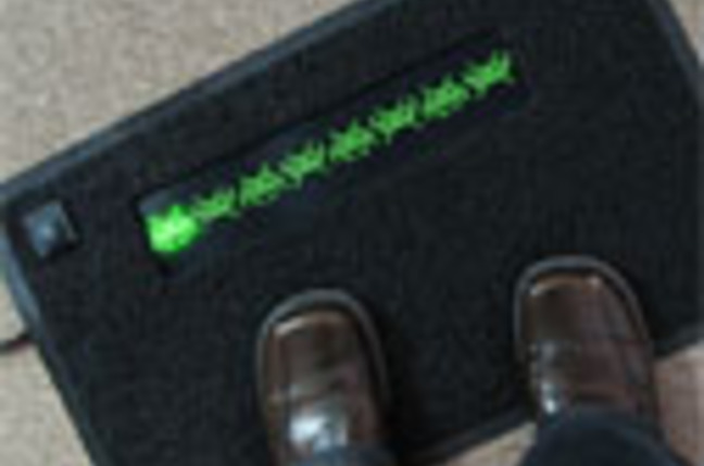 space_invader_doormat_SM