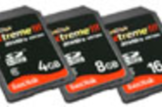Sandisk_extreme_three_SDHC_SM