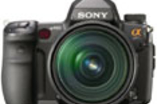 Sony_DSLR_A900_front_SM