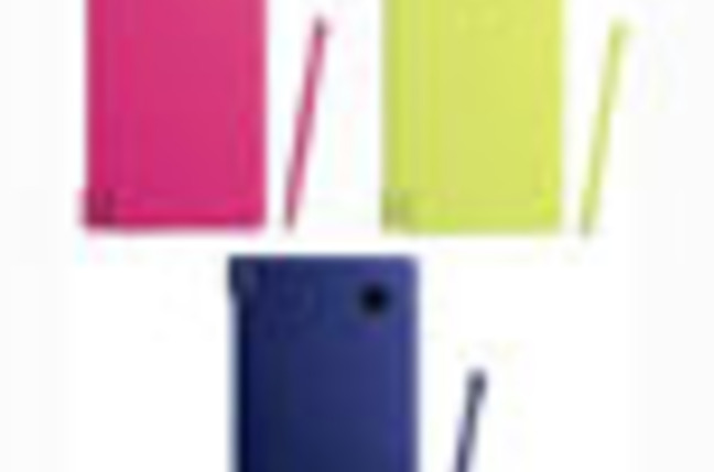DSi_colour_trio_01_SM