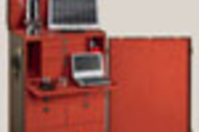 LV_tech_suitcase_SM