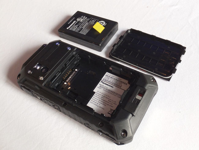Panasonic FZ-E1 Toughpad - battery bay and seals