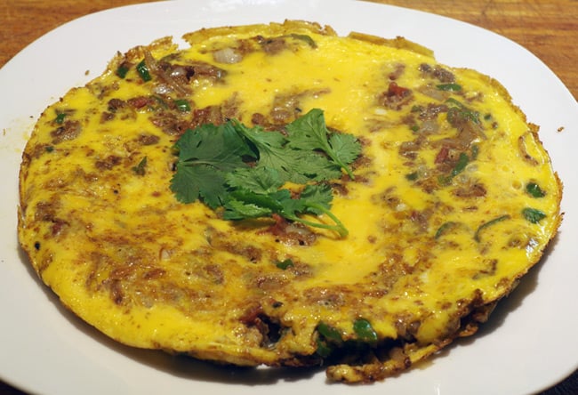 The finished masala omelette