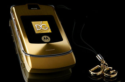 Motorola parades D&G-styled gold RAZR • The Register
