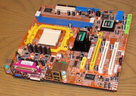 Foxconn A690GM2MA AMD 690G-based mobo