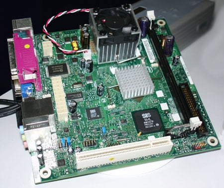Intel Desktop Board D201GLY Mini ITX mobo
