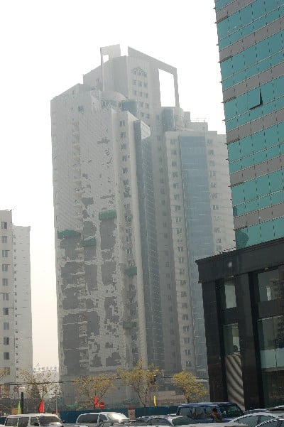 Building crumbling in Beijing