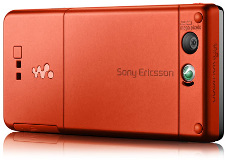 Sony Ericsson W880 - back view