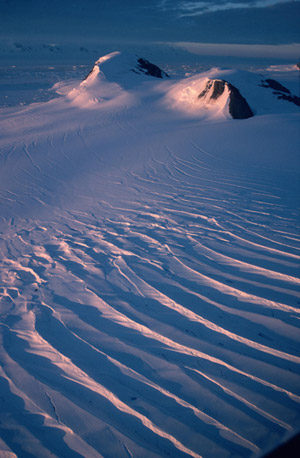 A picture of a glacier