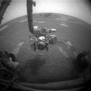 Opportunity is once again rolling along. Credit: NASA/Opportunity