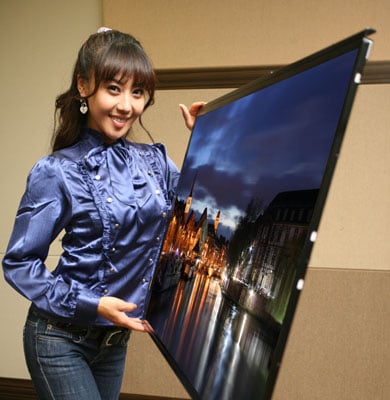 Samsung's 1cm-thick LCD TV
