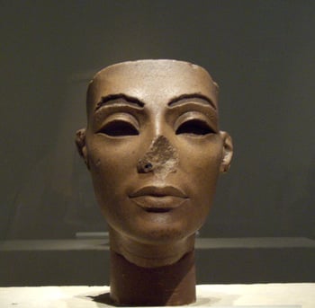 A statue of Queen Nefertiti, Tutankhamun's stepmother