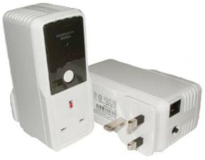 Solwise pass-through powerline adaptor