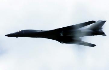 The B-1B Lancer at high speed