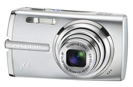 Olympus µ1010 compact camera