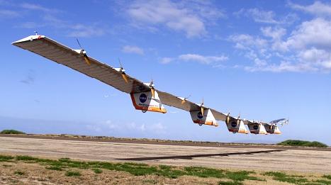 NASA's 'Helios' solar wingship drone