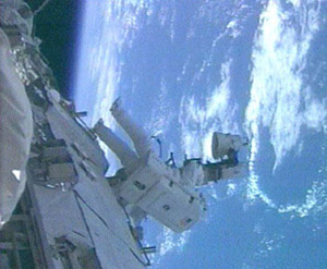 Ron Garan works outside the ISS during the mission's third spacewalk. Photo: NASA