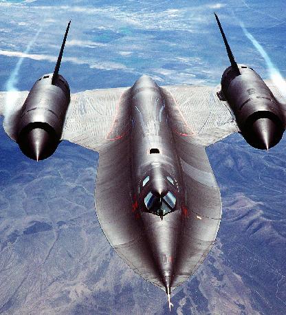 The late, great SR-71 doing its thing