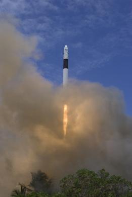 Falcon 1 launches from Kwajalein