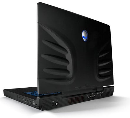 ALienware_M17_01