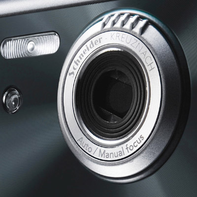 LG Renoir KC910 8Mp cameraphone
