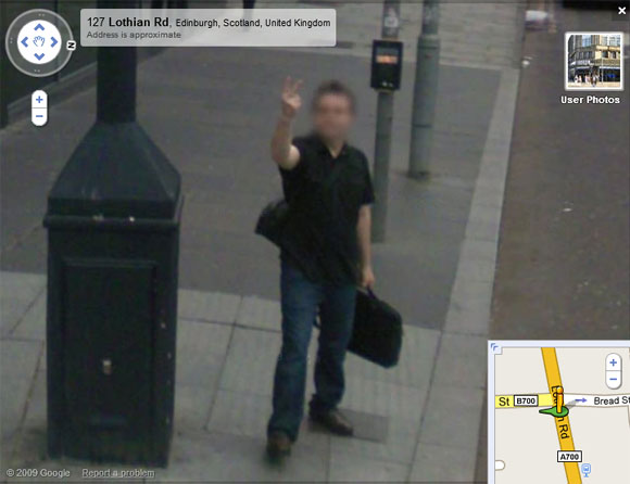 Edinburgh man gives Street View a couple of fingers