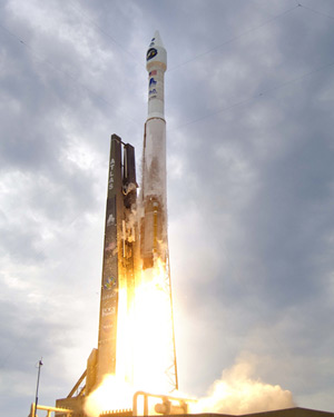 The Atlas V rocket blasts off yesterday. Pic: NASA