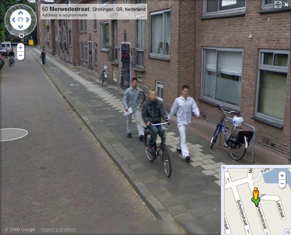 The moment just before the mugging as caught on Street View