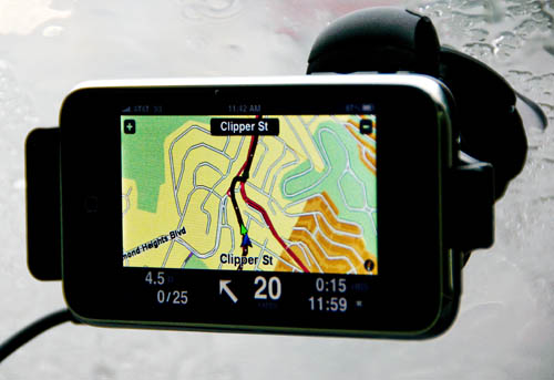 TomTom car kit for iPhone