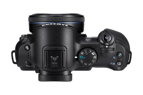 Samsung NX10