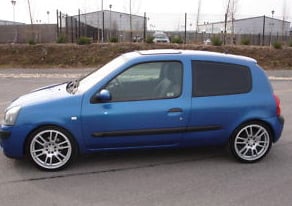 The Renault Clio as seen on eBay