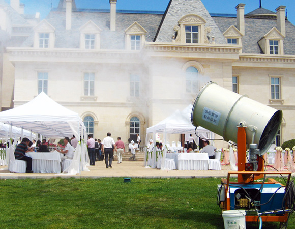 Giant deodorant fan keeps social event pong-free