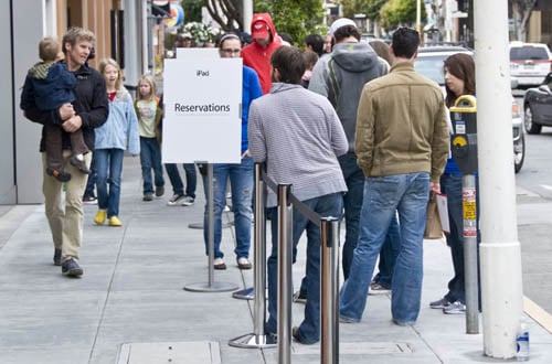 iPad reservations line at the San Francisco Chestnut Street store