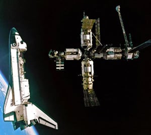 Atlantis undocks from Mir at the end of its first visit. Pic: NASA