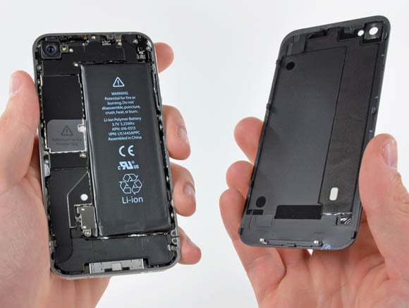 Inside the iPhone 4