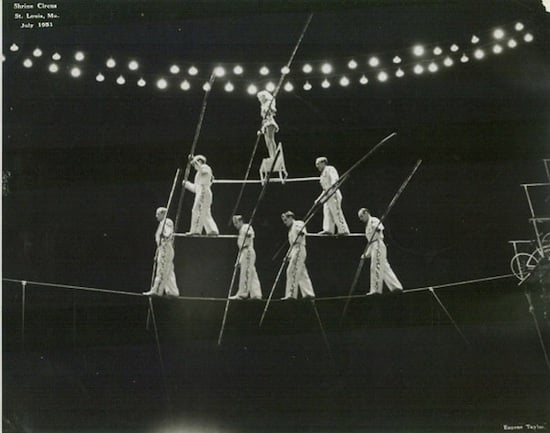 Image of Wallendas performing pyramid act