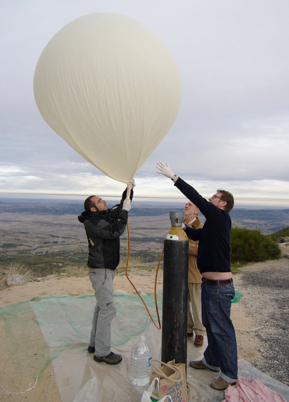 The balloon begins to fill