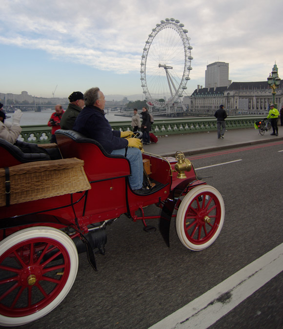 Passing the London Eye