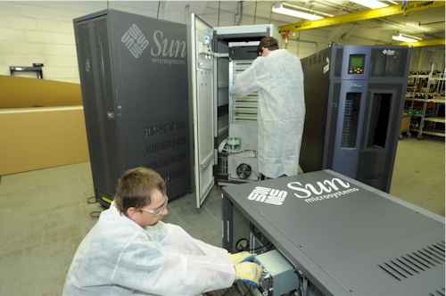 IBM Endicott dismantling a Sun server