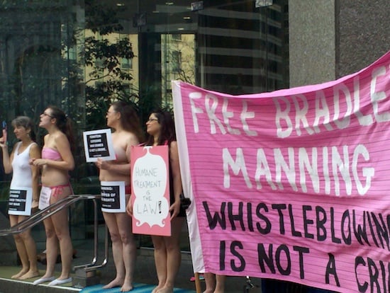 Supporters of Pfc. Bradley Manning