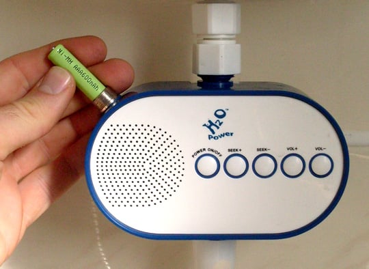 H2O water-powered radio