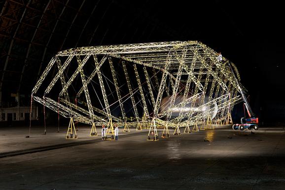 Concept pic showing assembly of an Aeroscraft airship. Credit: Aeros