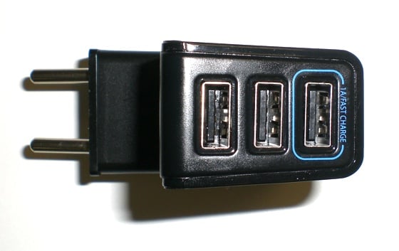 iLuv Triple USB