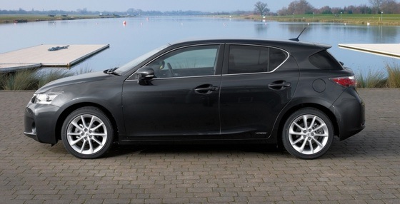 Lexus CT200h