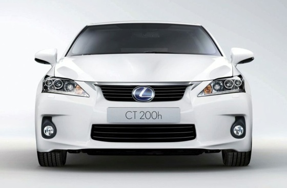 Lexus CT200h