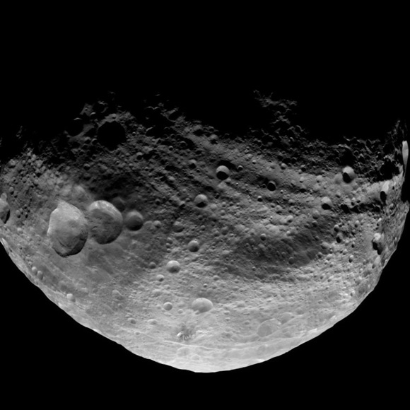 Dawn image of Vesta's dark side. Pic: NASA