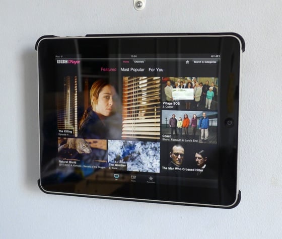 Vogel's RingO tablet wall-mount kit