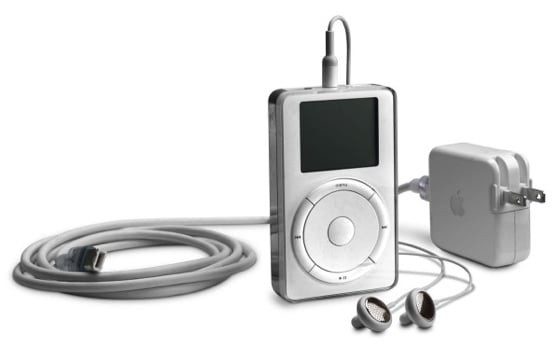 Apple iPod first generation and bundled accessories