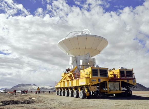 100-ton ALMA antenna aboard its custom-built transporter